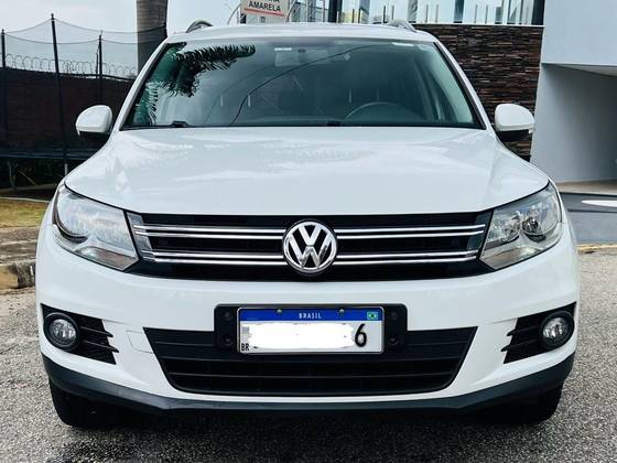 VOLKSWAGEN TIGUAN 1.4 TSI 16V TURBO GASOLINA 4P DSG VOLKSWAGEN TIGUAN 1.4 TSI 16V TURBO GASOLINA 4P DSG